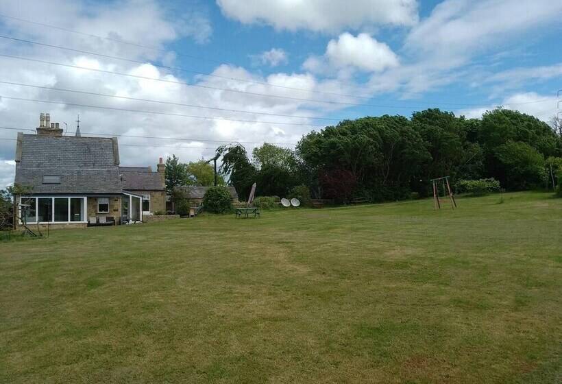 Unique Countryside Cottage Close To Sunderland