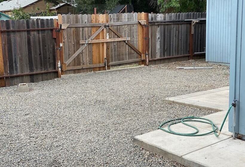 旅馆 Whole Family Barrette