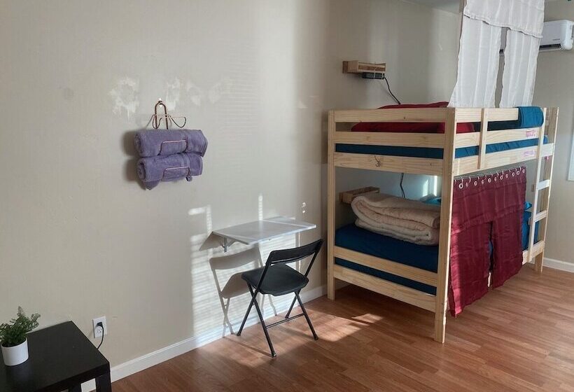 旅馆 Whole Family Barrette