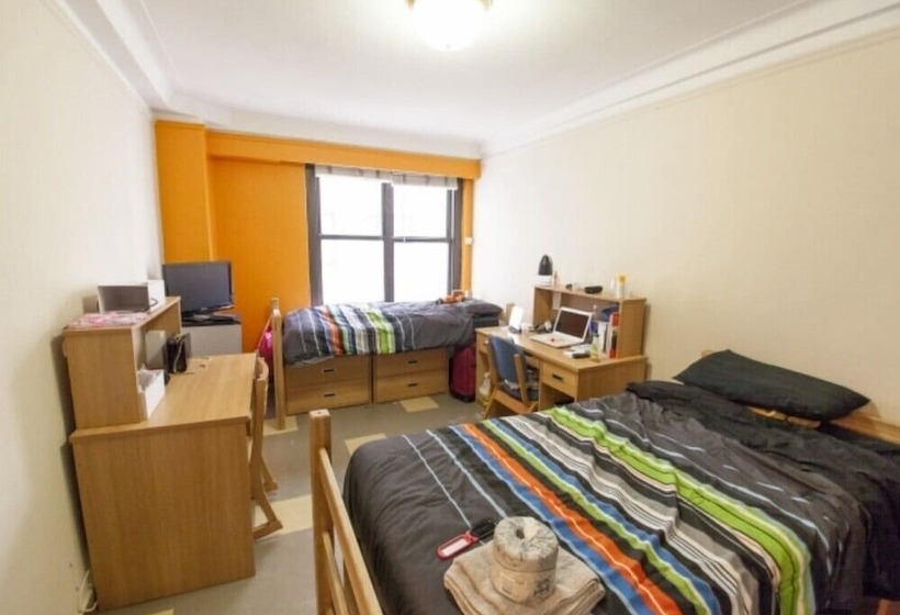 هاستل Ec New Yorker Student Residence