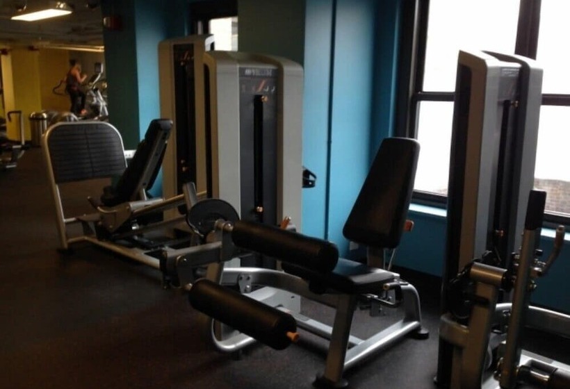 هاستل Ec New Yorker Student Residence