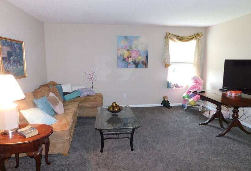 مبيت وإفطار Evonne S Sharing House