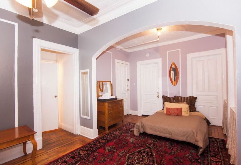 مبيت وإفطار Saint Nicholas Inn Guesthouse