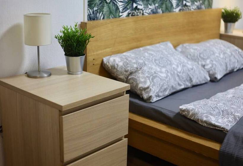 Bedandbike Loft Hostel