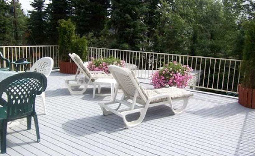 Deal S Bed & Breakfast Inn