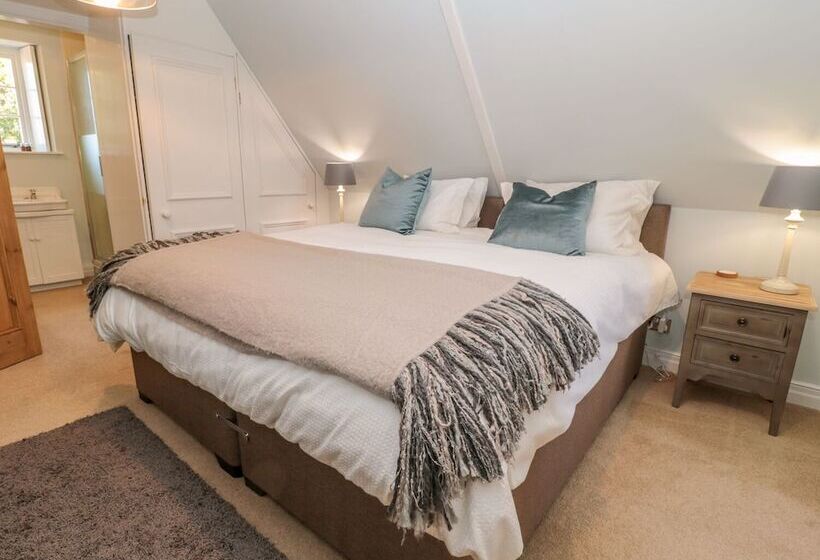 Fenwick Retreat At Fenwick Lodge