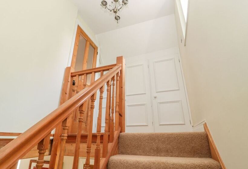 Fenwick Retreat At Fenwick Lodge