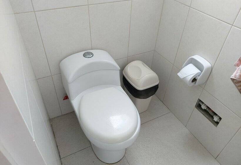 Global Family Backpackers Hostel