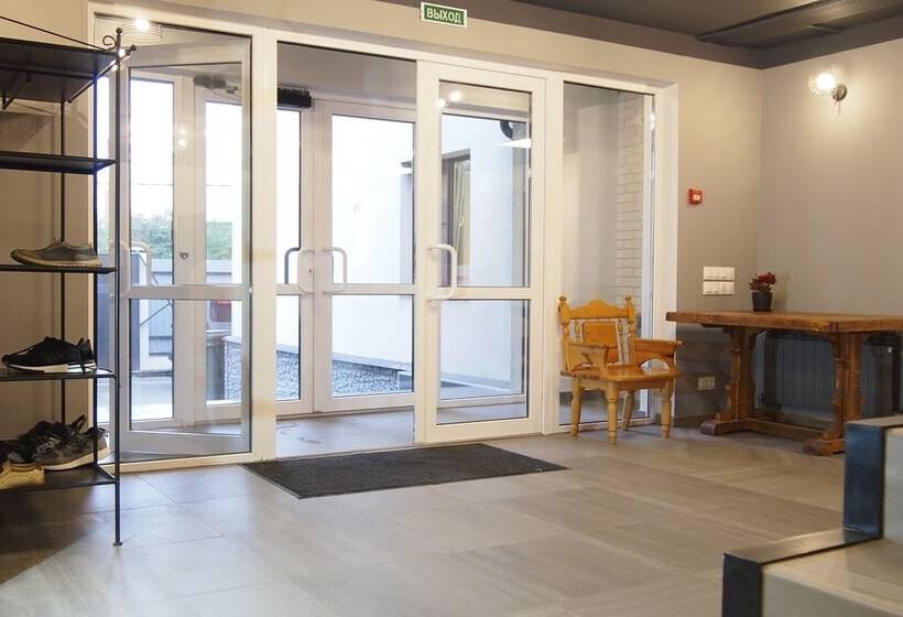 Guest House Opaliha Loft Rooms   Hostel