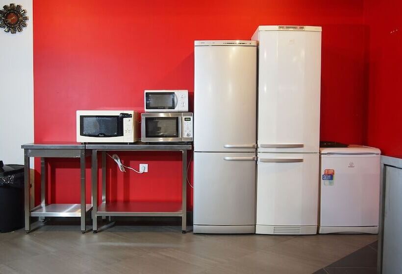 Guest House Opaliha Loft Rooms   Hostel