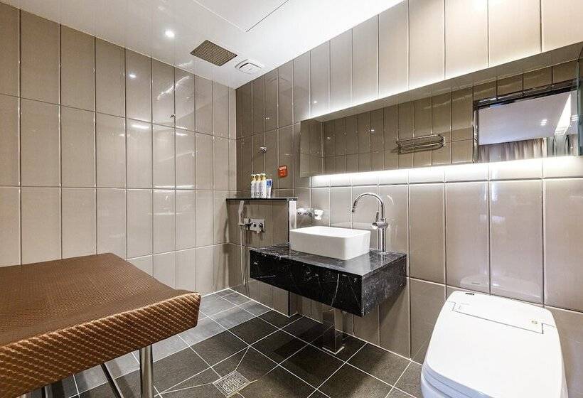 Gwangju Cheomdan W Self Check In Motel