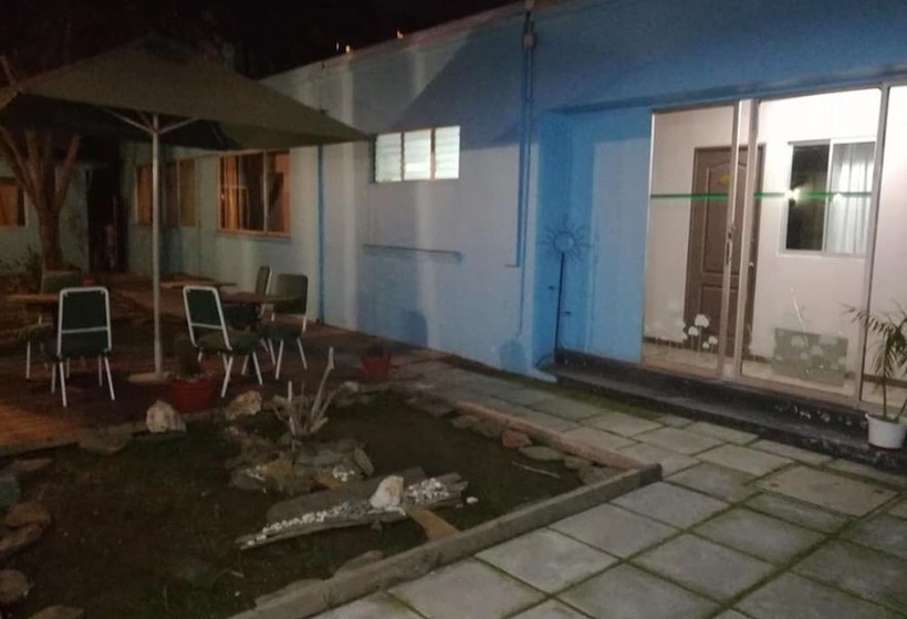 Hostal Alto Aposento   Hostel