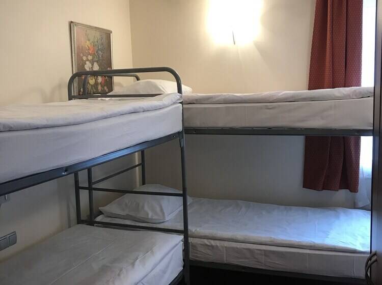 Hostel Gnezdo Pokrovka