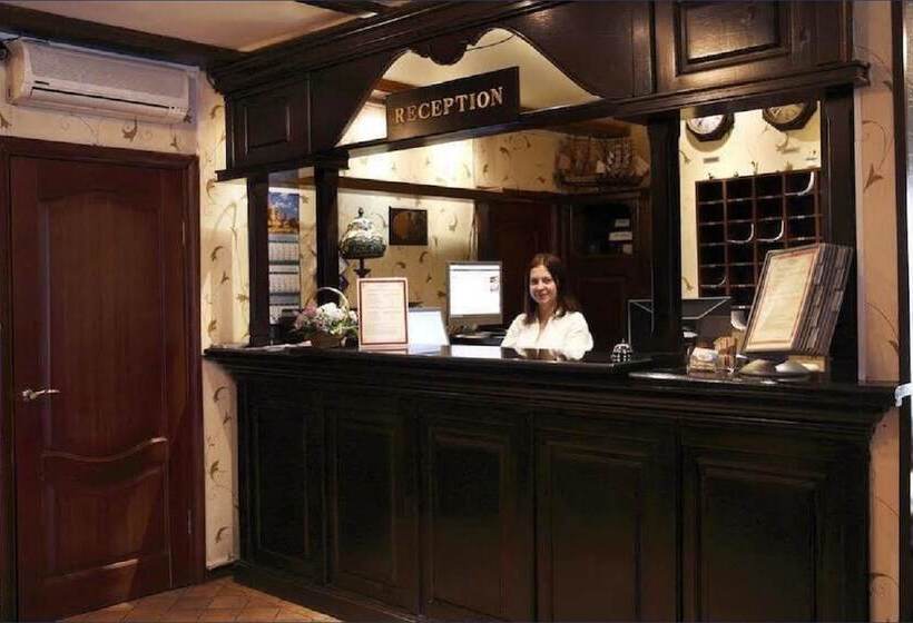 Hostel Gnezdo Pokrovka