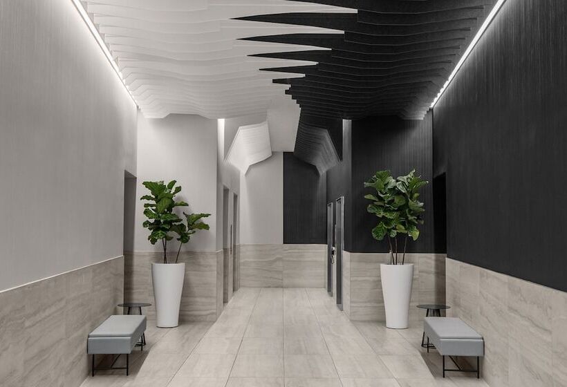 Ac Hotel By Marriott Miami Brickell