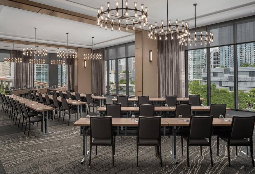 Ac Hotel By Marriott Miami Brickell