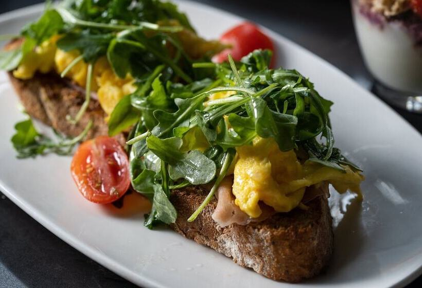 Ac Hotel By Marriott Miami Brickell