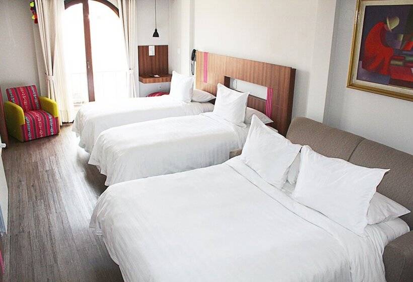 هتل Altus Express