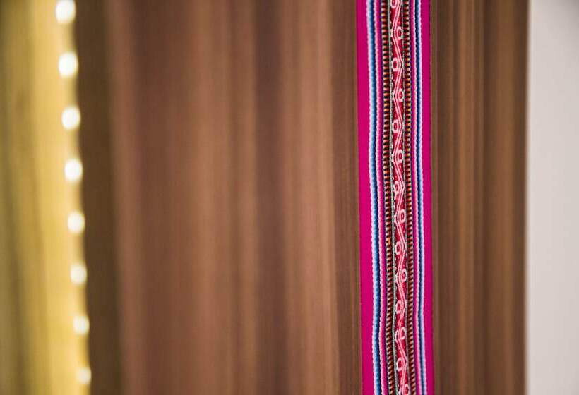 هتل Altus Express