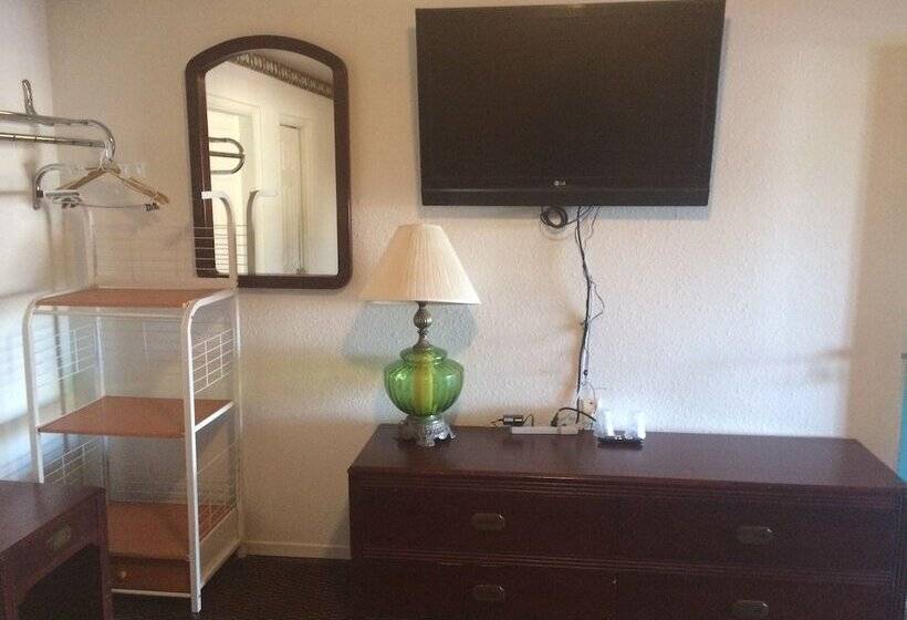 فندق Buckeye Motor