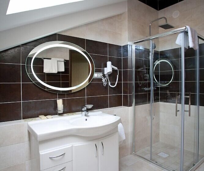 בית מלון כפרי Castle