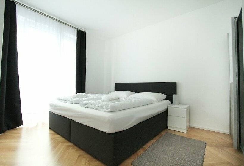 هتل Edelweiss City Apartments State Opera