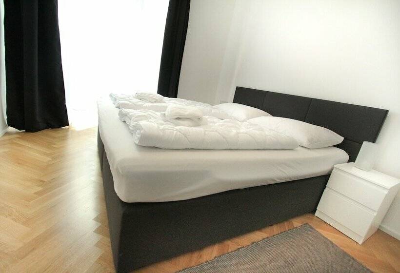 هتل Edelweiss City Apartments State Opera