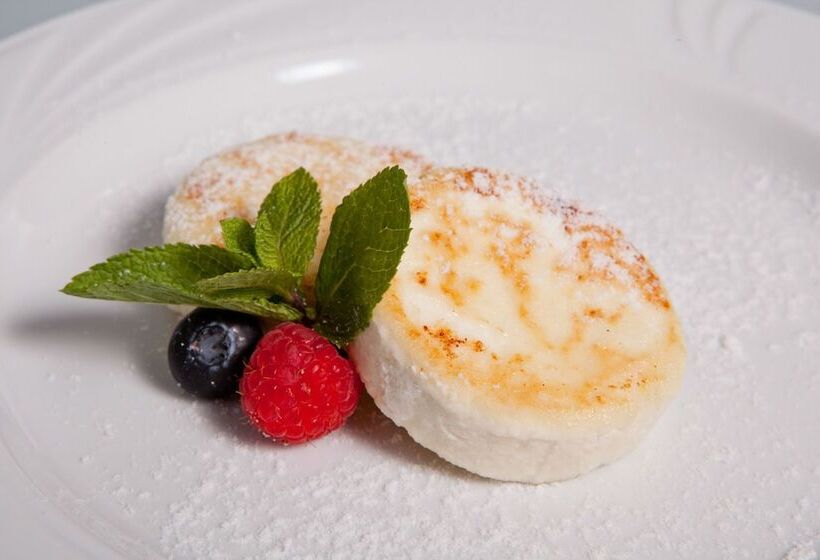 هتل Gostinichny Komplex Ostafyevo