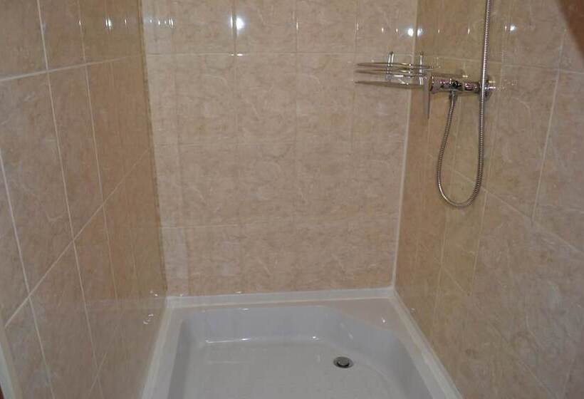 בית מלון כפרי Home