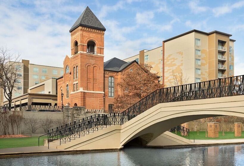 فندق Homewood Suites By Hilton Indianapolis Downtown Iupui