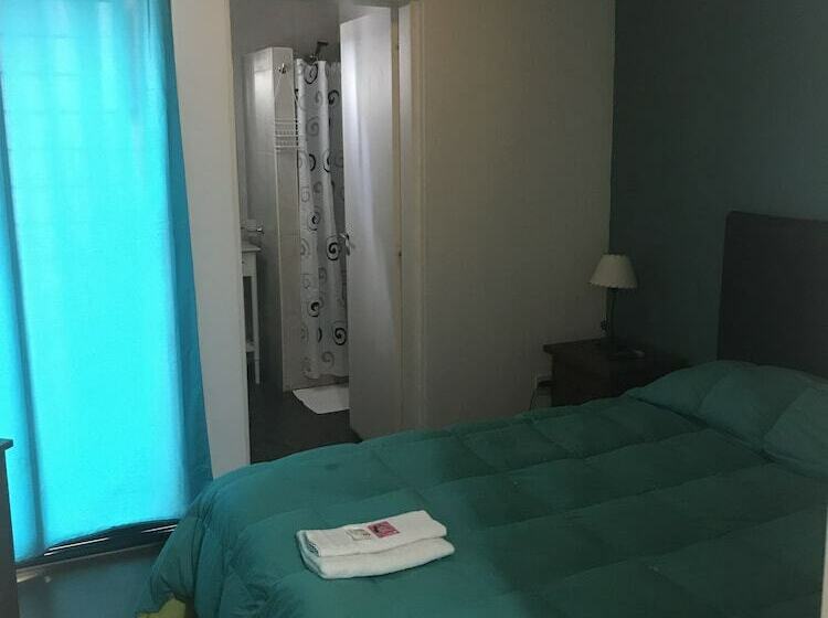 Отель Hostal Aguas Mansas