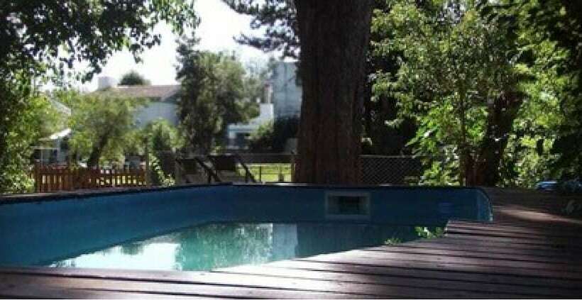 Отель Hostal Aguas Mansas