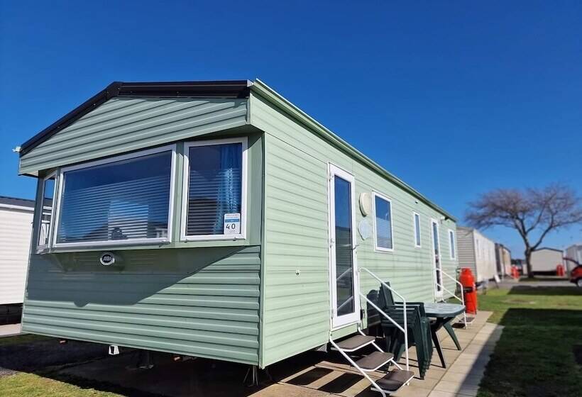 酒店 Inviting 3 Bed Caravan In Porthcawl