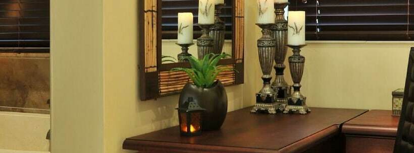 Hotel Legodimo Game Lodge