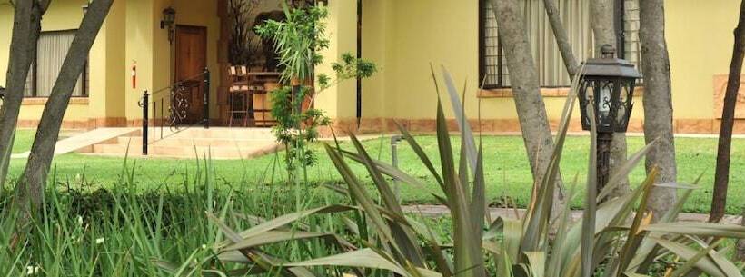 Hotel Legodimo Game Lodge