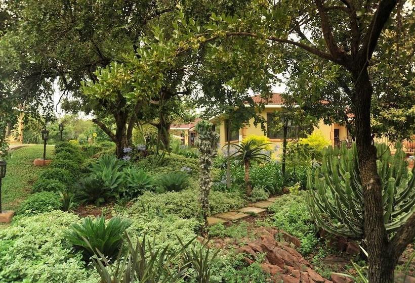 Hotel Legodimo Game Lodge