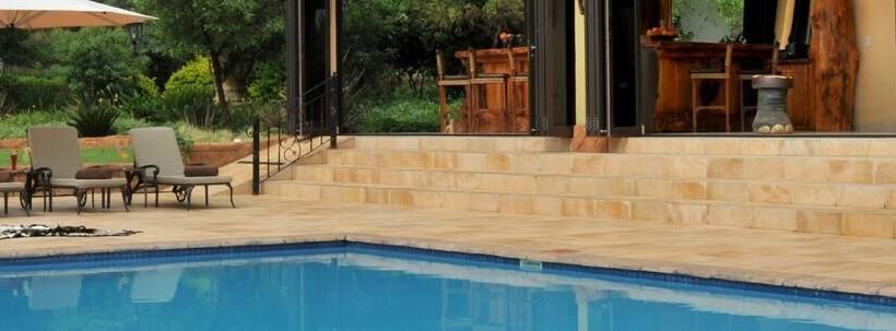 Hotel Legodimo Game Lodge