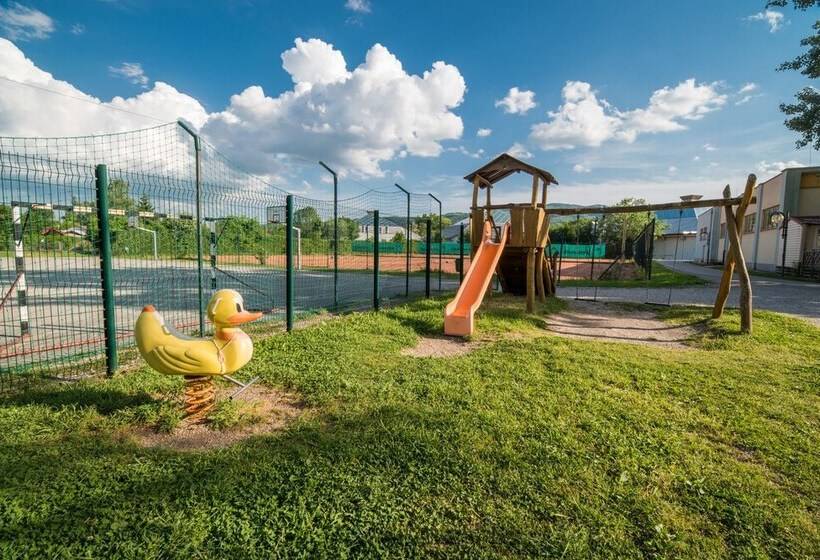 هتل Mobile Homes With Thermal Riviera Tickets In Terme čatež