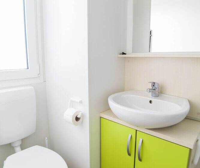 هتل Mobile Homes With Thermal Riviera Tickets In Terme čatež