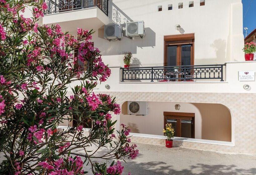 בית מלון כפרי Naxos Diamond Studios Apartments