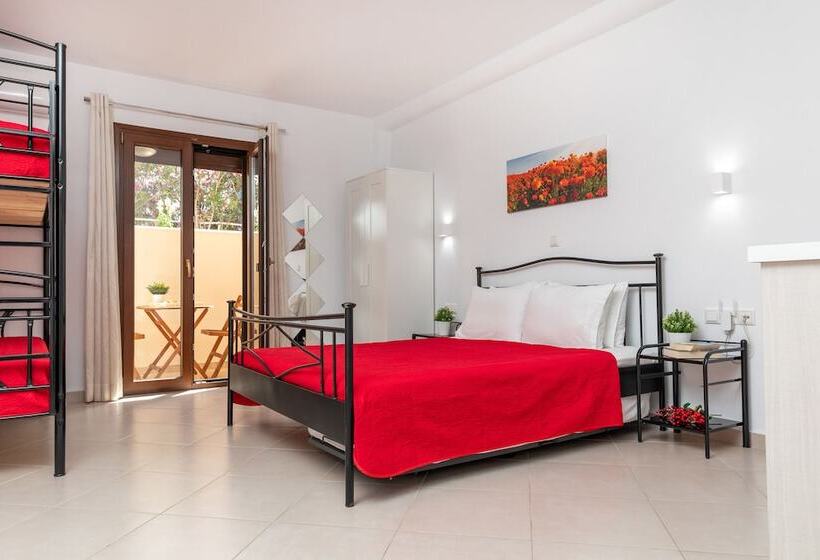 בית מלון כפרי Naxos Diamond Studios Apartments