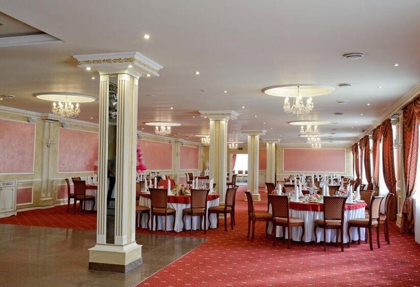 ホテル Old Traditions