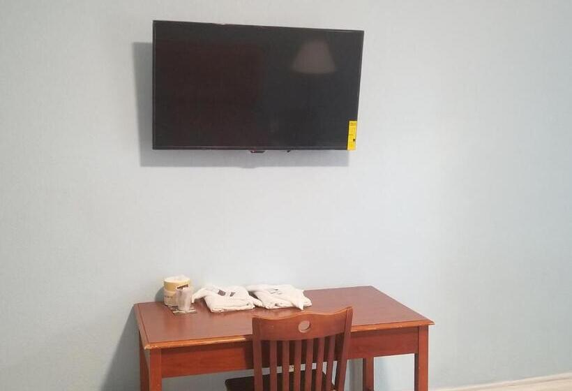 בית מלון כפרי Page