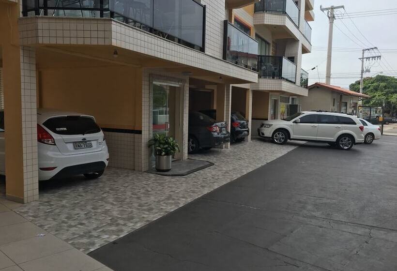 ホテル Pousada Dona Celia