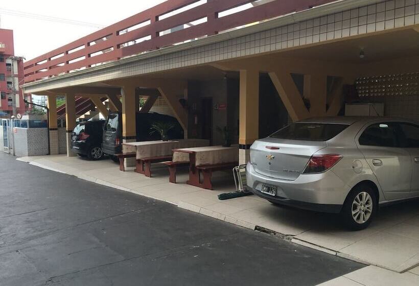 ホテル Pousada Dona Celia