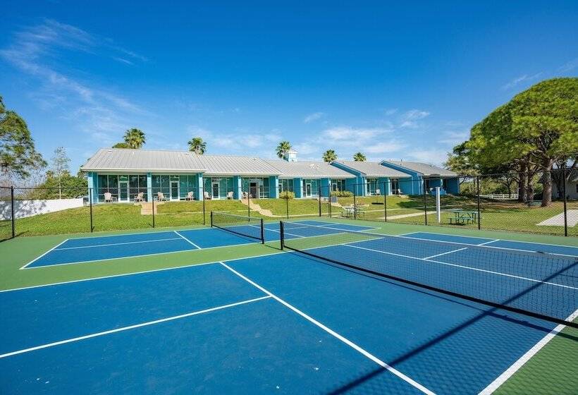 فندق Sun Retreats Dunedin