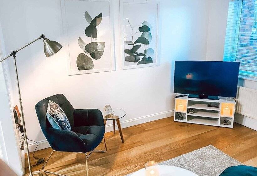 호텔 Sutton Heath Lodge