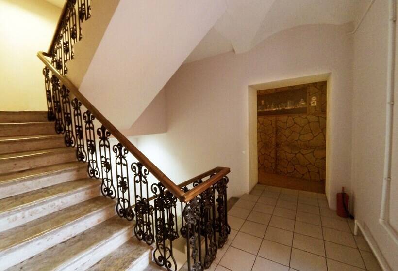 בית מלון כפרי Svarogart