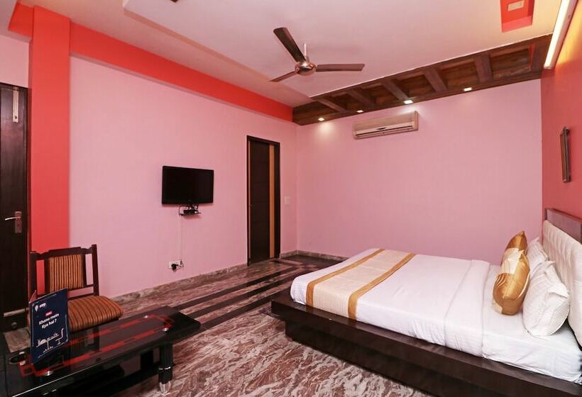 Отель Vinayak Royal Palace By Oyo Rooms