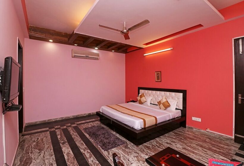 Отель Vinayak Royal Palace By Oyo Rooms